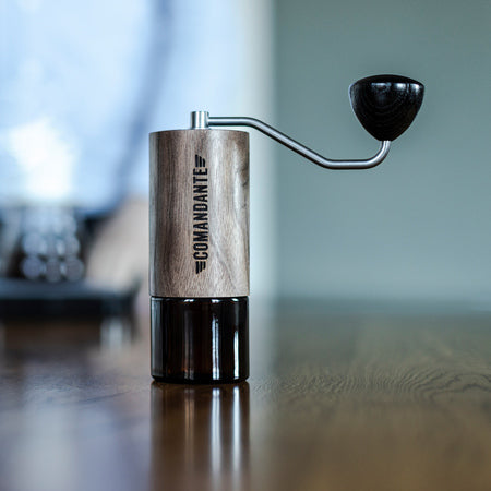 Comandante MK4 Nitro Blade Coffee Grinder Virginia Walnut - فولت VOLT