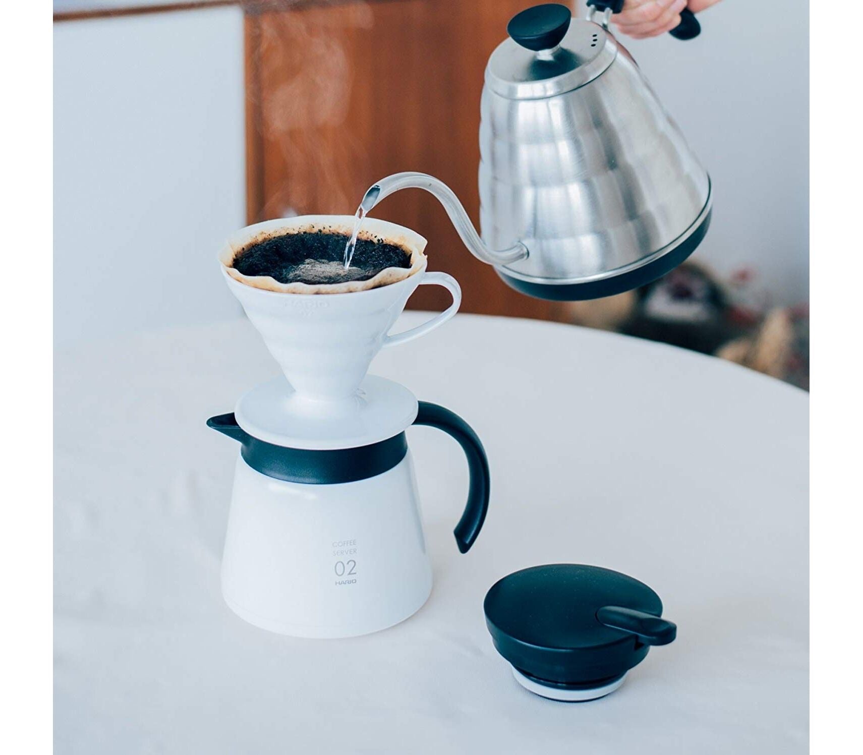 Hario V60 Insulated Stainless Steel Server 600 - White - فولت VOLT