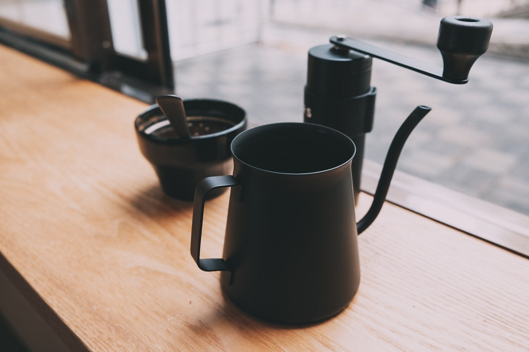 Hario Mini Drip Kettle - فولت VOLT