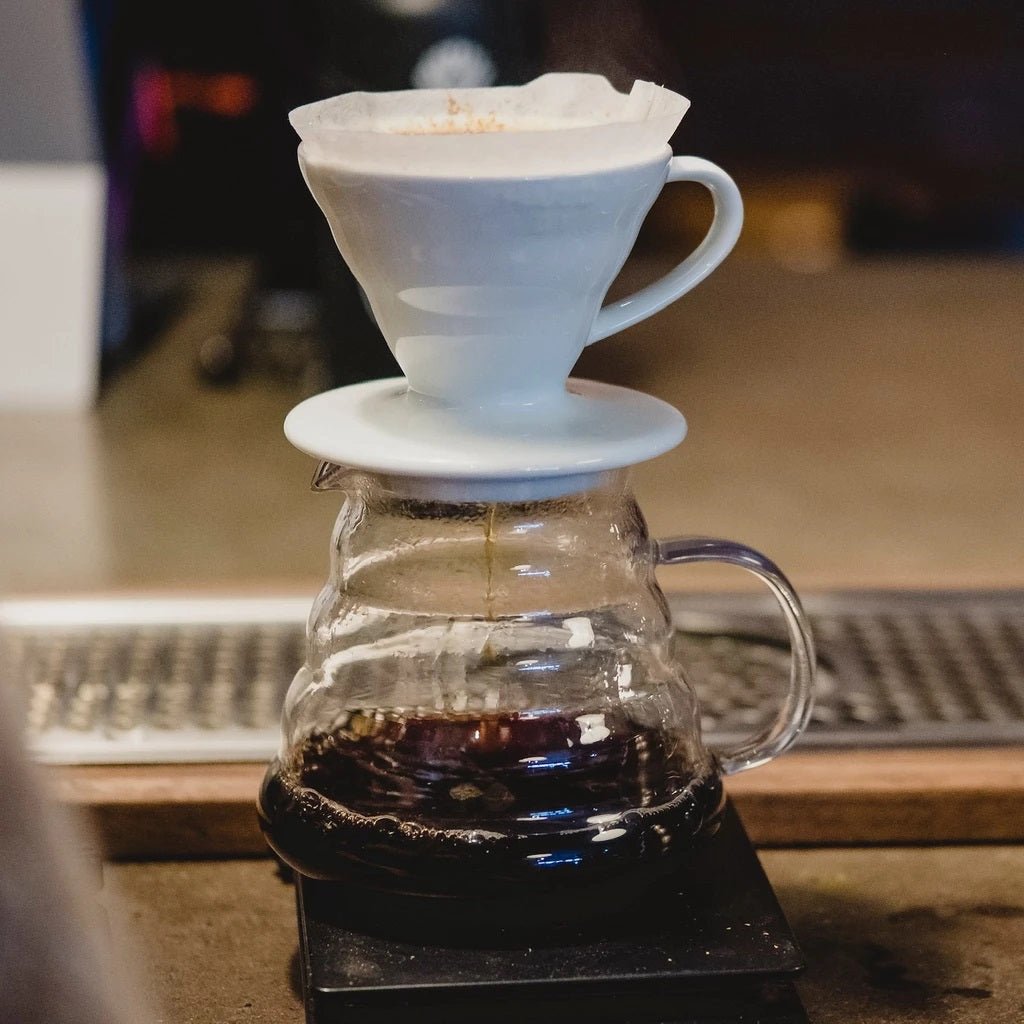 Hario V60 - 01 CeramicCoffee Dripperفولت VOLT