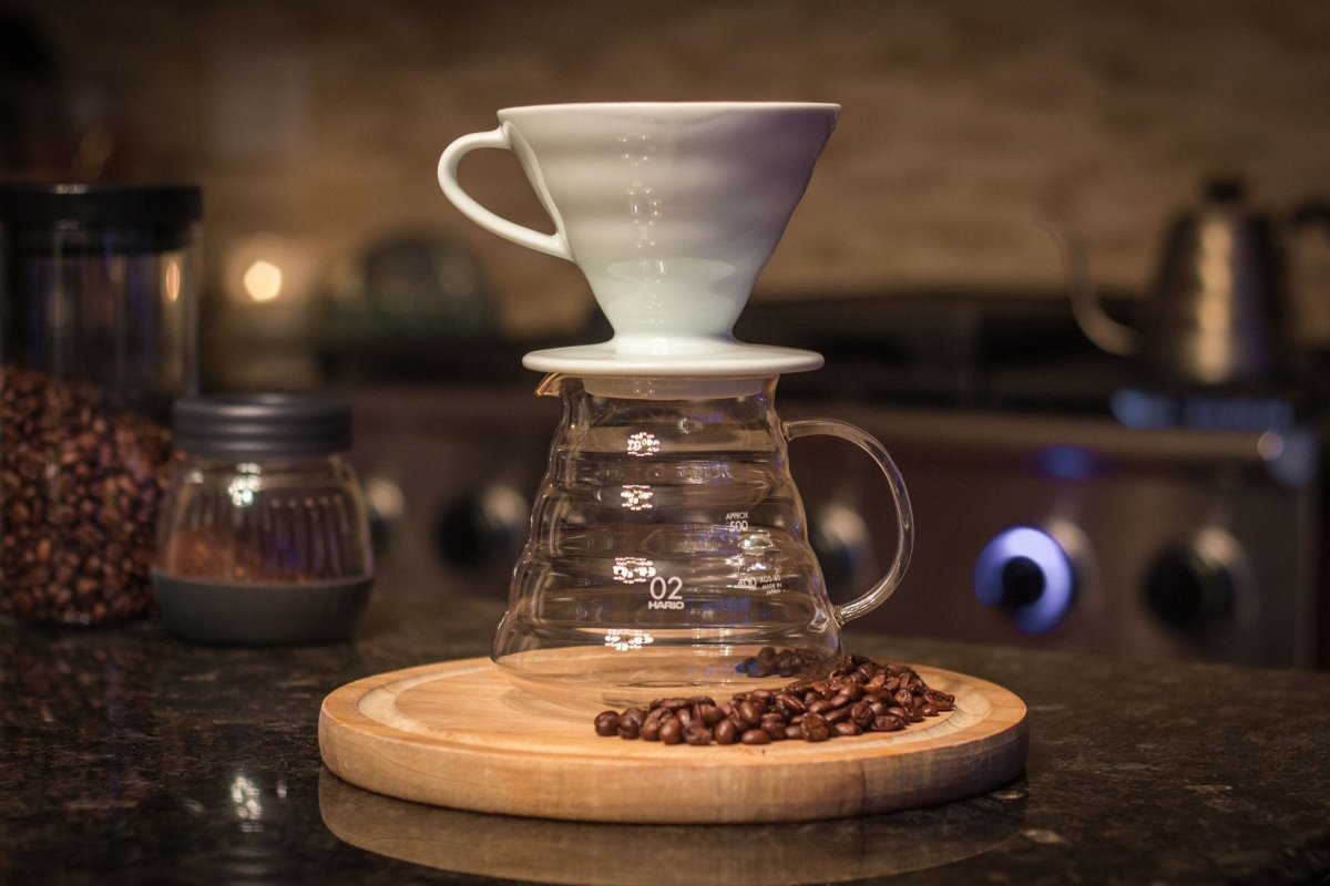 Hario V60 02 CeramicCoffee Dripperفولت VOLT