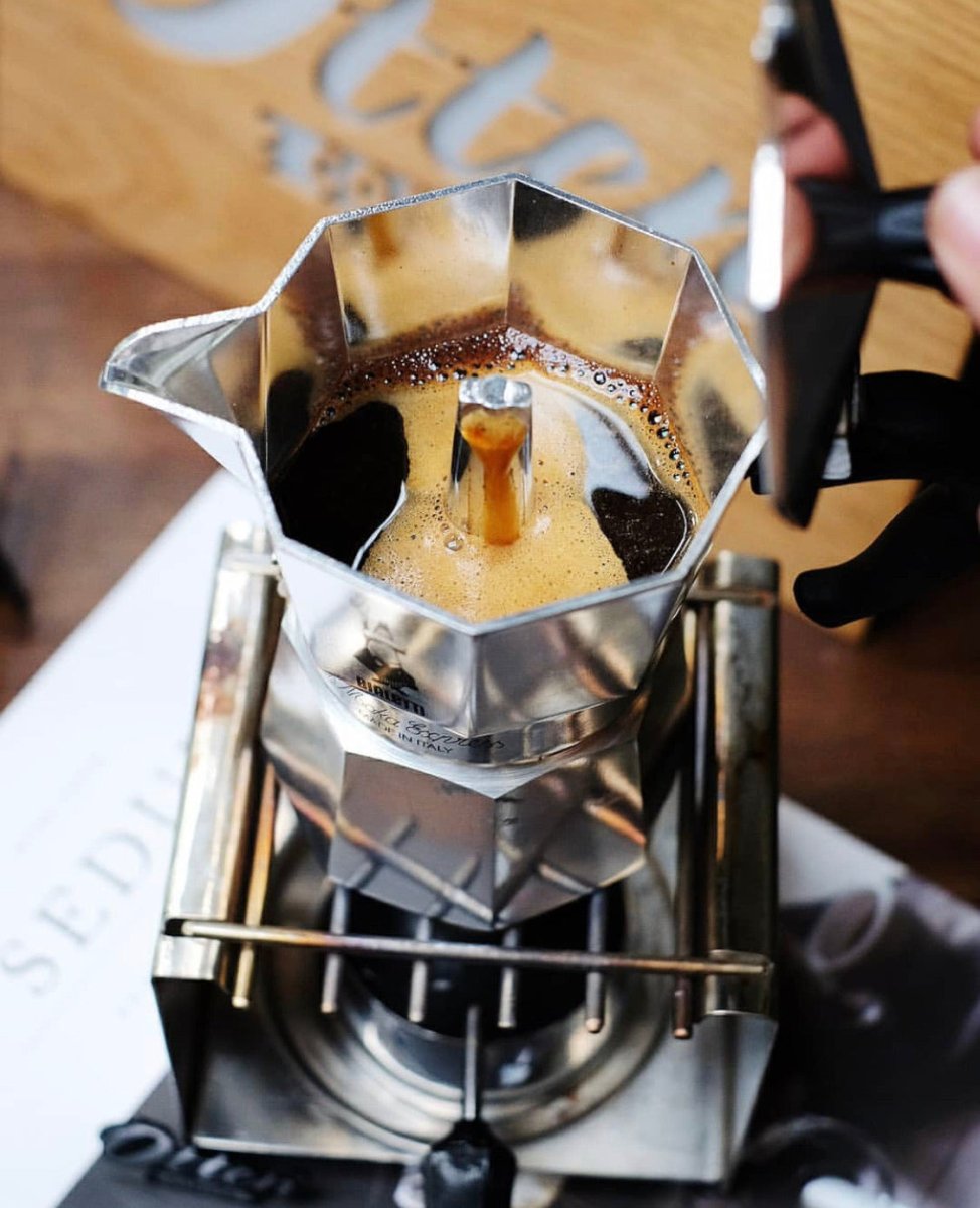 Moka Express 3 cupMoka Expressفولت VOLT