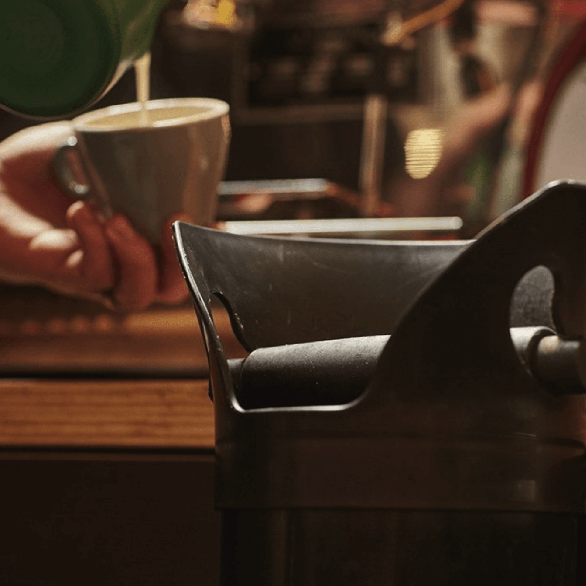 Rhino Thumpa Floor Standing Knock Tube NoCoffee Knock Boxفولت VOLT